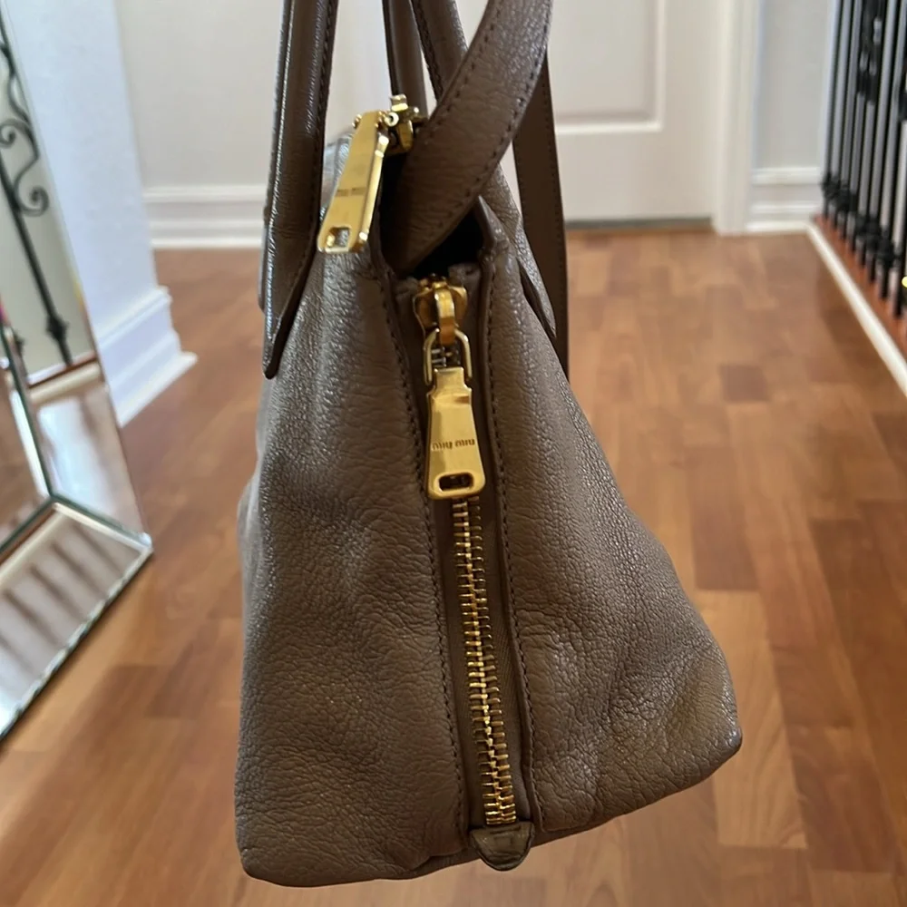 Beautiful Miu Miu used in good conditions - Picture 2 of 12